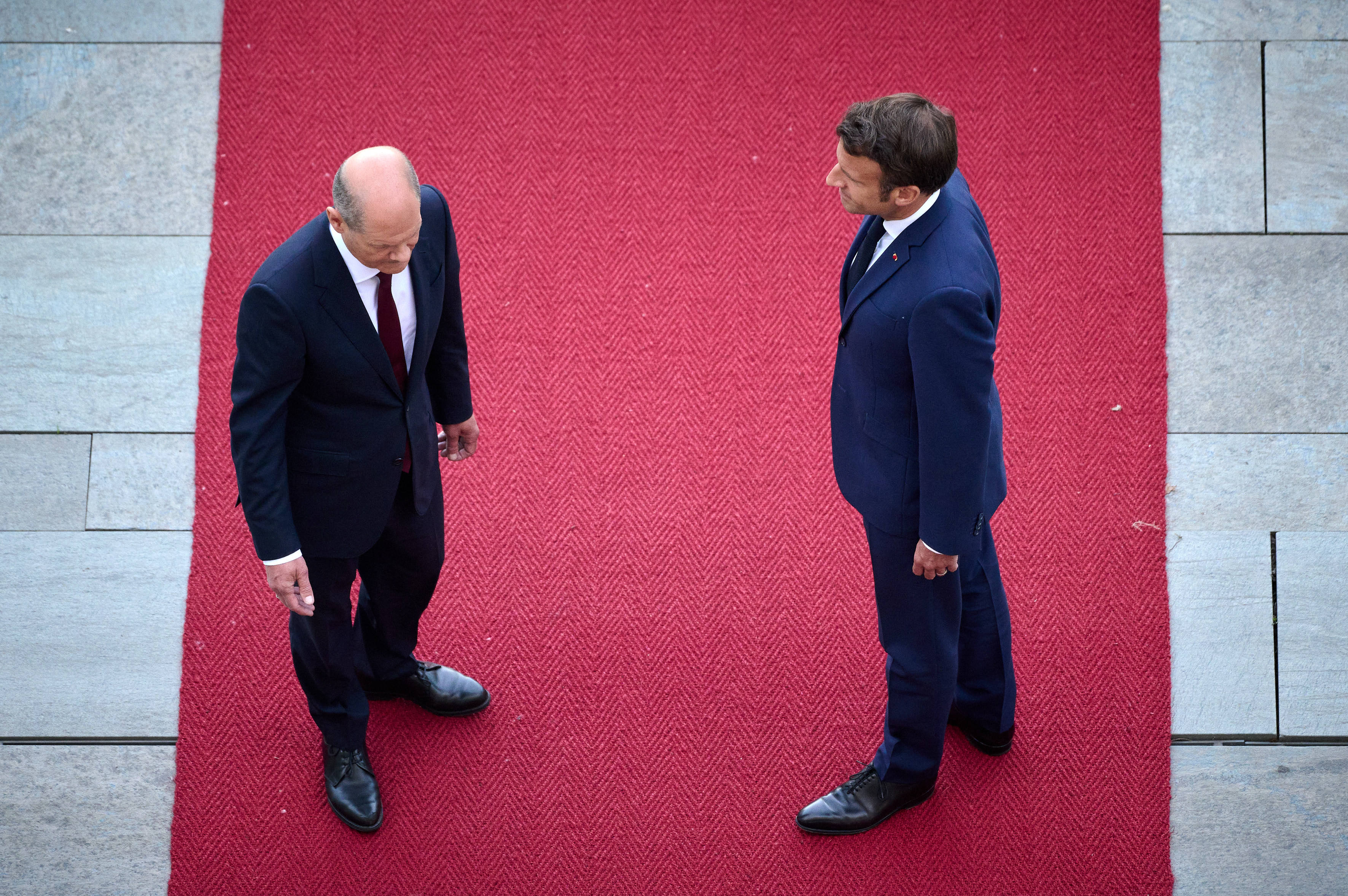 Presseunterrichtung Olaf Scholz und Emmanuel Macron