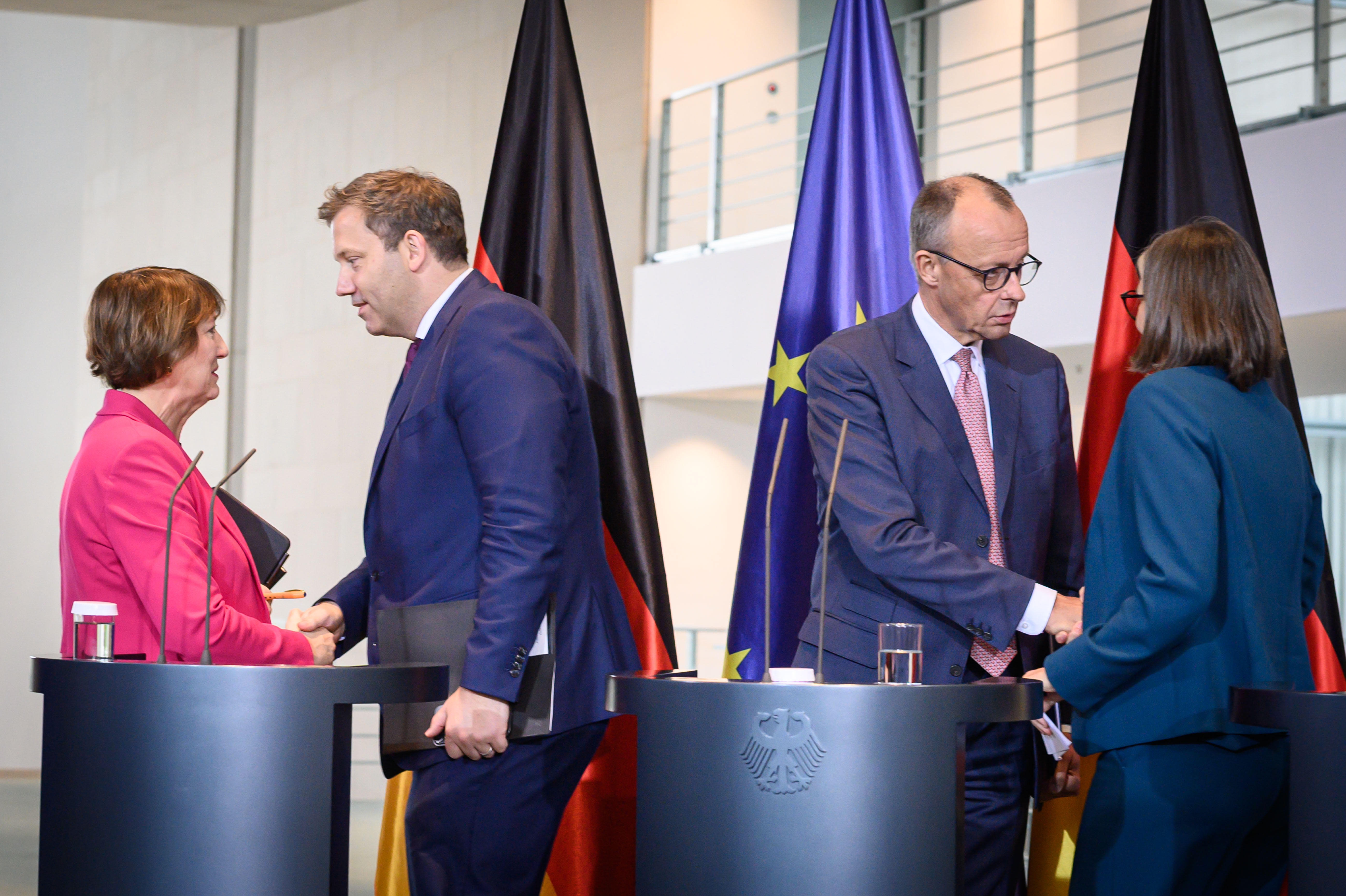 Berlin, Bundeskanzleramt, Treffen mit der Automobilindustrie