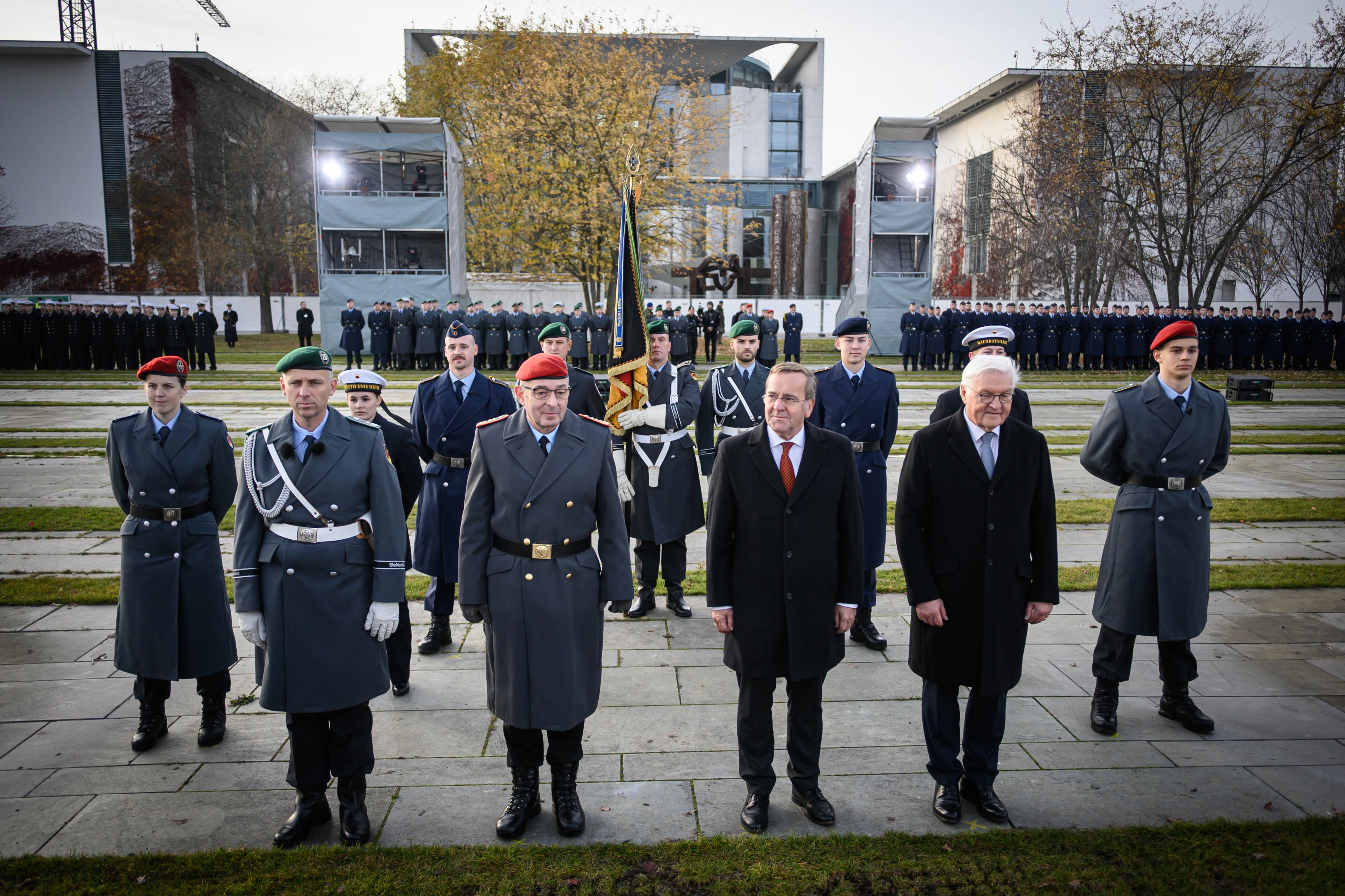 Berlin, Zentralveranstaltung 70 Jahre Bundeswehr